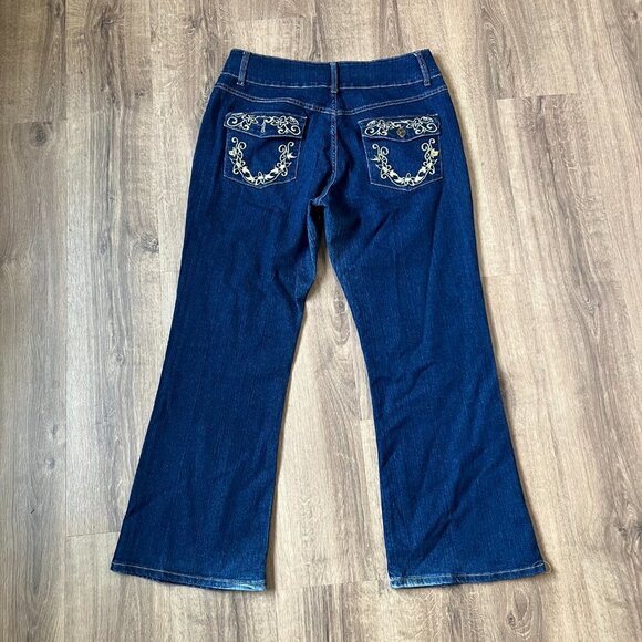 Crest Jeans Dark Wash Gold Embroidered Flap Pocket Jeans Sz 17/18 - Picture 10 of 13